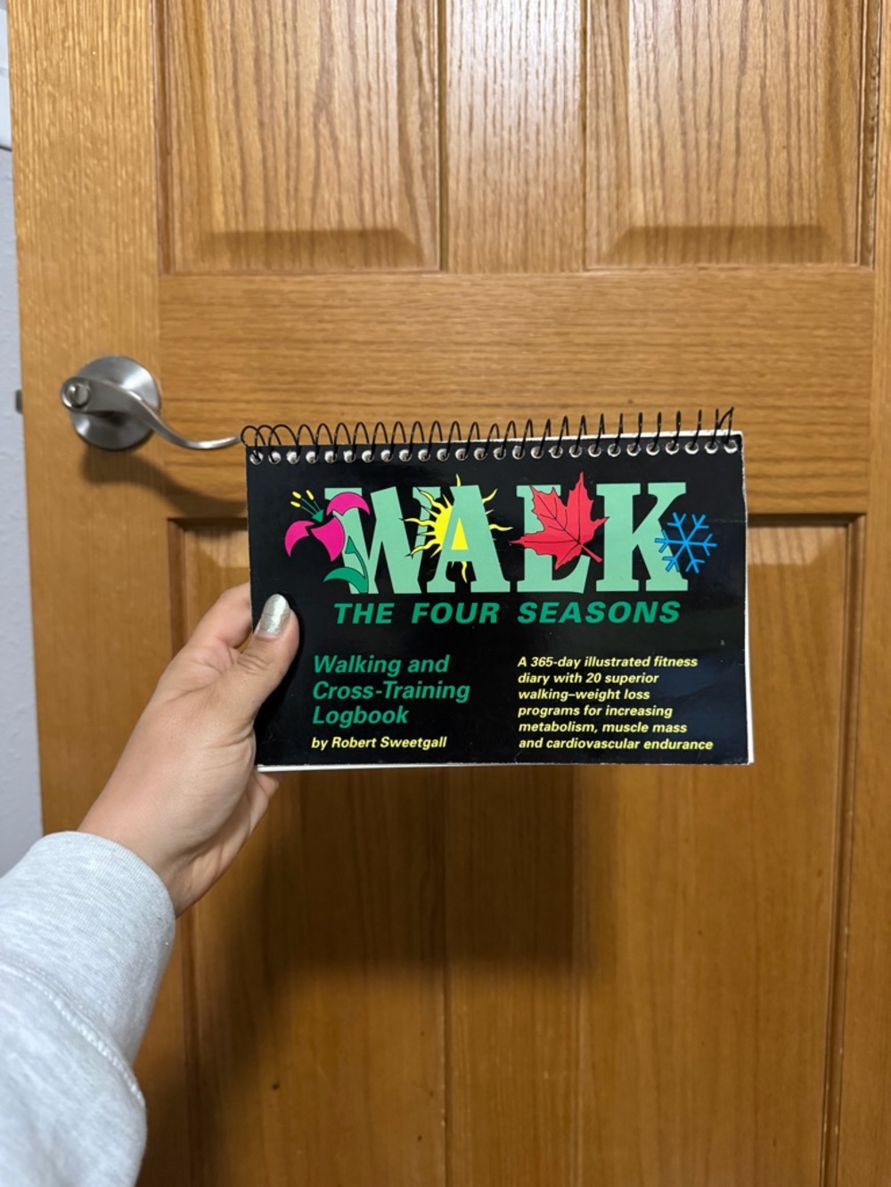 WALK The Four Seasons Walking & Cross-Training Logbook - Black